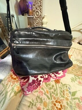 Shinola Black Leather Briefcase with Front Zip Pocket